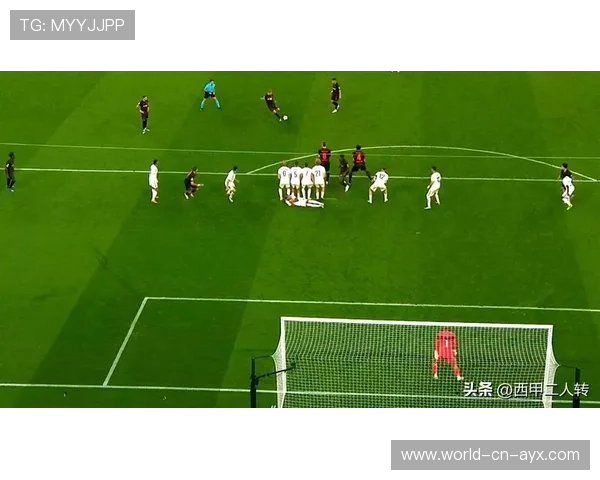 格里马尔多单场两球任意球破门,德甲罕见壮举引热议,格里马尔多 西班牙 格里马尔多单场两球任意球破门,德甲罕见壮举引热议,格里马尔多 西班牙